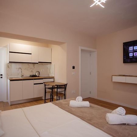 City Center Studio Apartments Шкодер Экстерьер фото