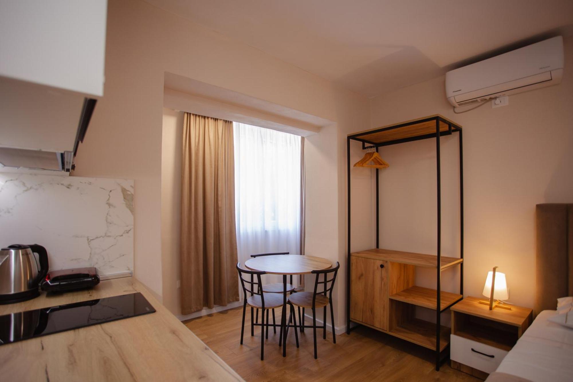 City Center Studio Apartments Шкодер Экстерьер фото