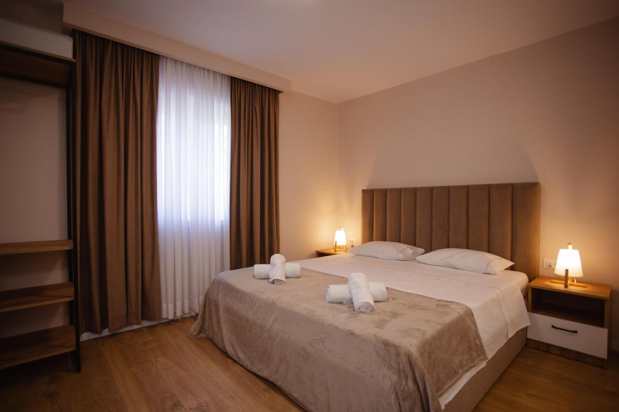 City Center Studio Apartments Шкодер Экстерьер фото